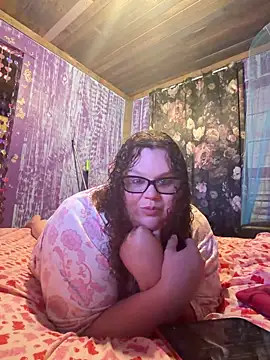 Snapshot of Fatpussybigass chatting on May 26, 2:29 am Fatpussybigass online show from May 26, 2:29 am