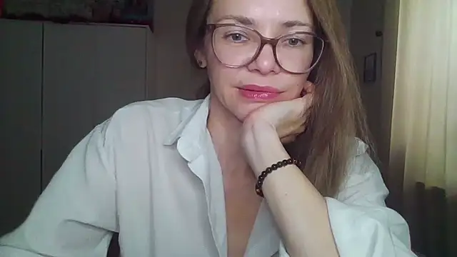 Snapshot of SEA_Dream chatting on February 9, 5:33 am SEA Dream online show from February 9, 5:33 am