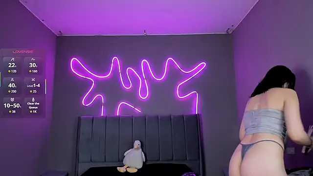 Sabrina bloom online show from October 15, 1:55 pm