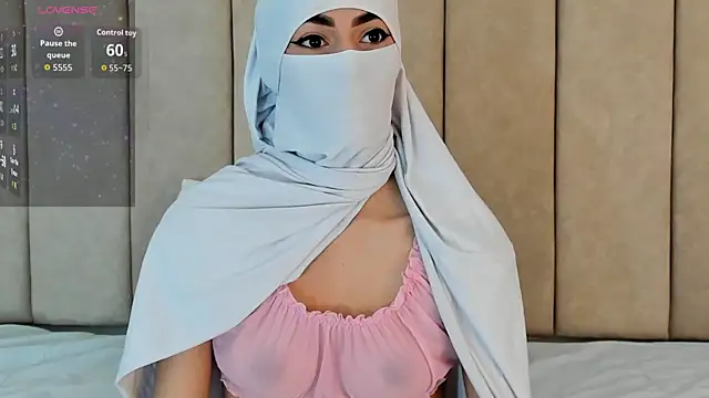  Zahiira  online show from January 14, 12:11 pm