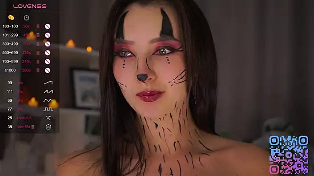 Snapshot of DaisyBlaze chatting on October 31, 4:52 pm DaisyBlaze online show from October 31, 4:52 pm