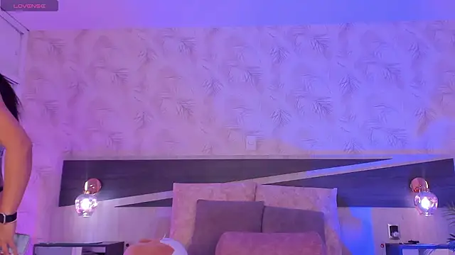 dana hazze online show from March 31, 4:57 am