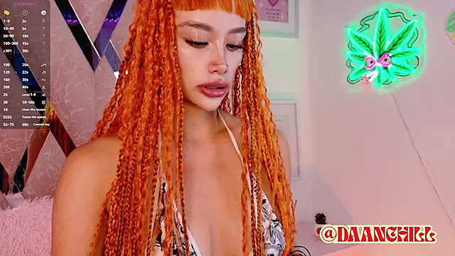 ScarlettRusso1 online show from March 17, 10:57 pm