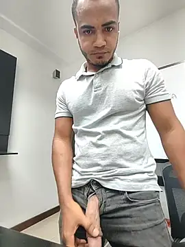 SanChacal5694 online show from February 20, 10:32 pm