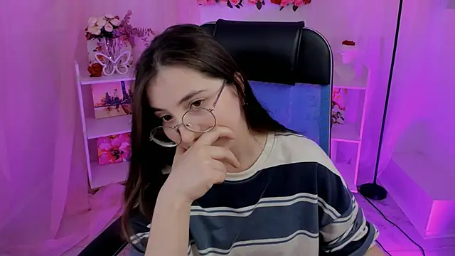 VirtuallVoyant online show from September 26, 5:11 am