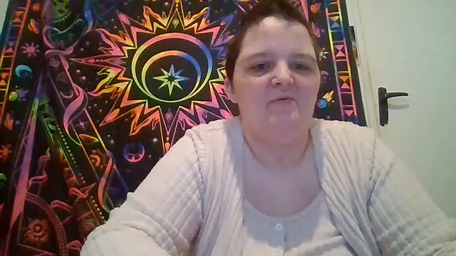 moulette7 online show from April 2, 3:53 pm