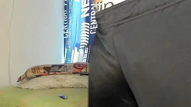  Logan Colton  online show from February 13, 6:26 pm