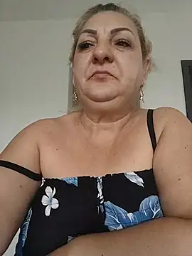 clarabbw47 online show from June 15, 7:21 am