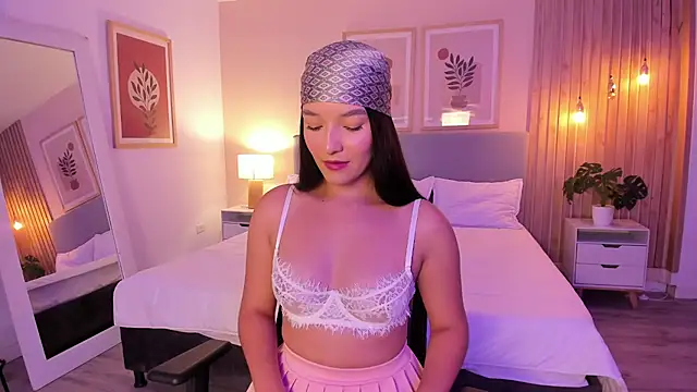 Snapshot of AuroraEvanss chatting on November 11, 9:26 pm AuroraEvanss online show from November 11, 9:26 pm