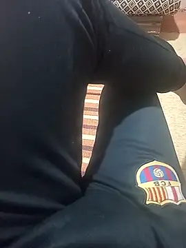 Snapshot of svvagesexyy chatting on February 5, 9:30 pm svvagesexyy online show from February 5, 9:30 pm