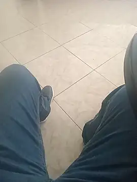 Snapshot of svvagesexyy chatting on February 8, 9:13 am svvagesexyy online show from February 8, 9:13 am