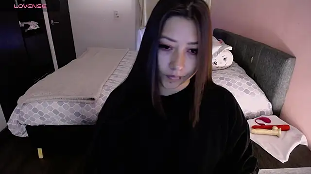 Mia 1120 online show from April 21, 2:23 pm