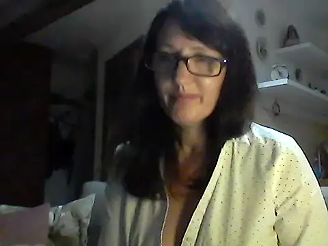 Elena48324 online show from September 20, 4:52 pm