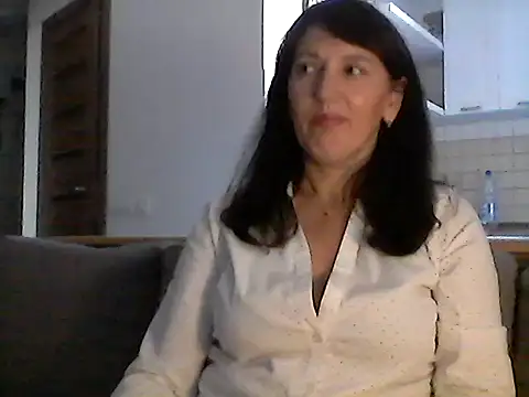 Elena48324 online show from September 23, 10:18 am