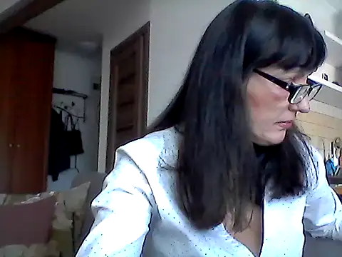 Elena48324 online show from April 23, 10:47 am