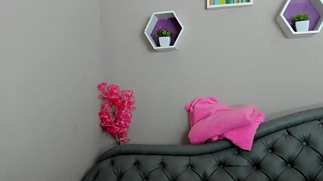 Snapshot of Dafne_Mel chatting on September 9, 12:26 pm Dafne Mel online show from September 9, 12:26 pm