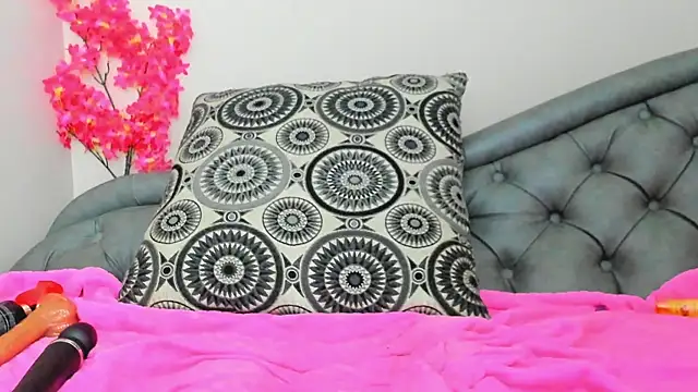 Snapshot of Dafne_Mel chatting on September 13, 1:55 pm Dafne Mel online show from September 13, 1:55 pm