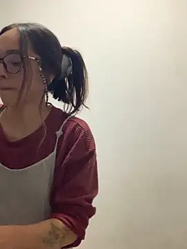 Snapshot of Dafne_Mel chatting on September 23, 12:02 am Dafne Mel online show from September 23, 12:02 am