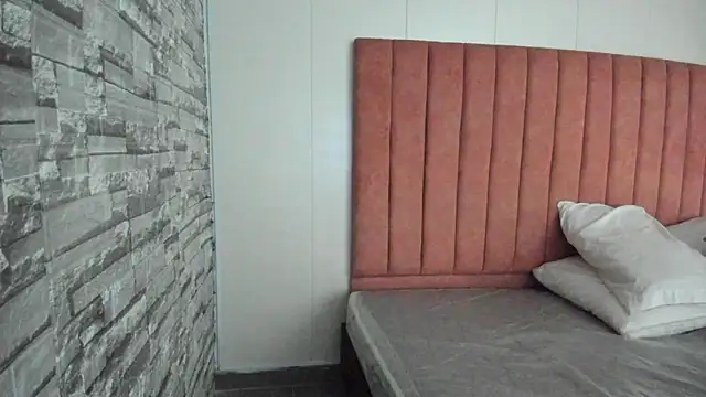 Snapshot of ashley_Olsen chatting on October 22, 3:07 am ashley Olsen online show from October 22, 3:07 am