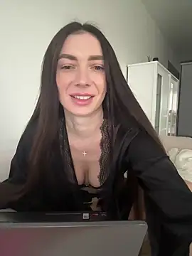 Snapshot of AmandaStoun chatting on December 15, 12:09 pm AmandaStoun online show from December 15, 12:09 pm