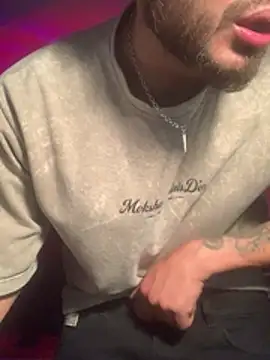 malek xarx  online show from January 15, 1:21 am