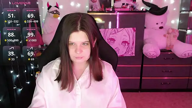 AmyVibess online show from October 17, 8:00 pm