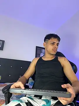 Luke Stone online show from October 24, 4:36 pm