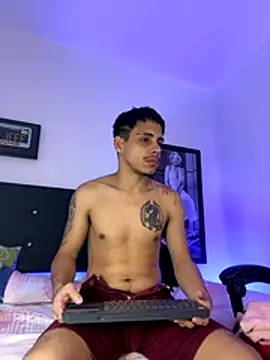 Luke Stone online show from November 7, 6:19 pm