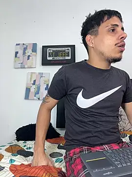 Luke Stone online show from March 8, 8:01 pm