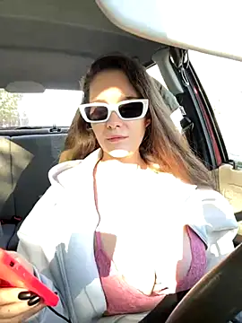 Snapshot of JudyMarbles chatting on November 4, 7:18 am JudyMarbles online show from November 4, 7:18 am