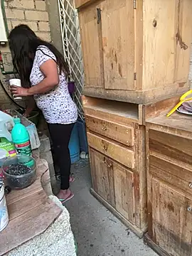 Snapshot of karysweetbeaury chatting on February 13, 10:50 pm karysweetbeaury online show from February 13, 10:50 pm