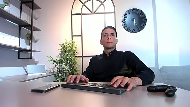 Dustin Sonne online show from November 10, 3:38 am