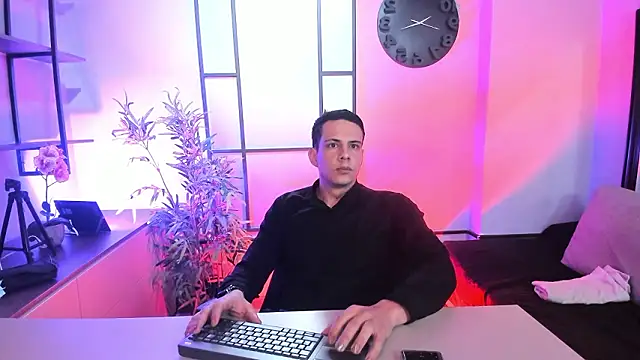 Dustin Sonne online show from February 9, 3:21 am