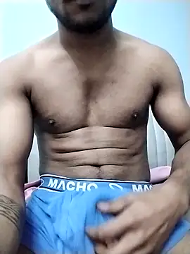 Snapshot of its_aadi121 chatting on December 18, 2:56 pm its aadi121 online show from December 18, 2:56 pm