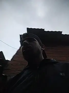 ashtoncooperr online show from February 17, 11:40 am