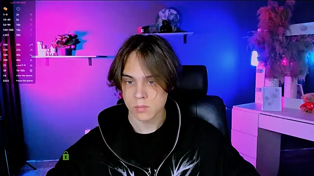 Snapshot of karl_mans chatting on October 9, 5:27 am karl mans online show from October 9, 5:27 am