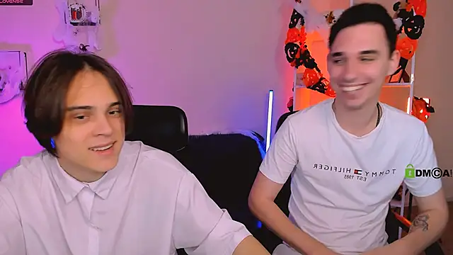 Snapshot of karl_mans chatting on October 30, 9:44 am karl mans online show from October 30, 9:44 am