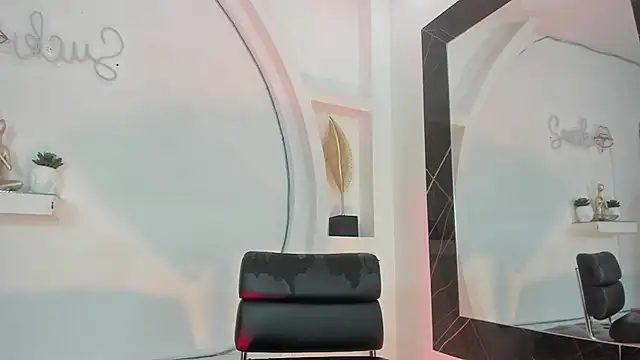 Snapshot of Vicky_Hottman chatting on December 2, 4:40 am Vicky Hottman online show from December 2, 4:40 am