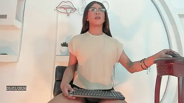 Snapshot of Vicky_Hottman chatting on January 5, 8:34 pm Vicky Hottman online show from January 5, 8:34 pm