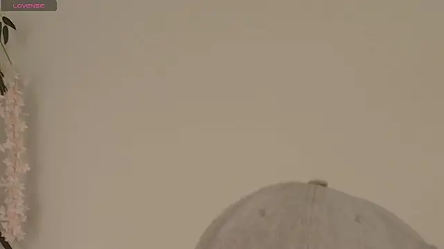 Aleecandrews online show from November 25, 9:26 pm