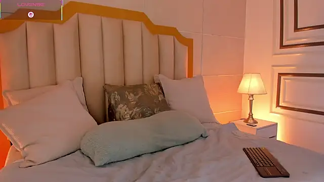 MaddieParker online show from April 14, 8:04 pm