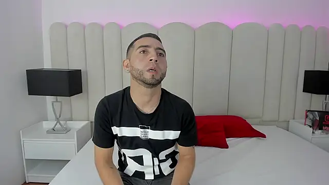 Lushian  online show from December 5, 2:36 pm