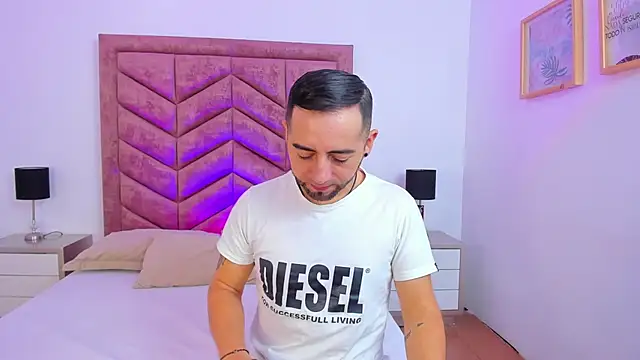 Lushian  online show from February 13, 3:30 pm