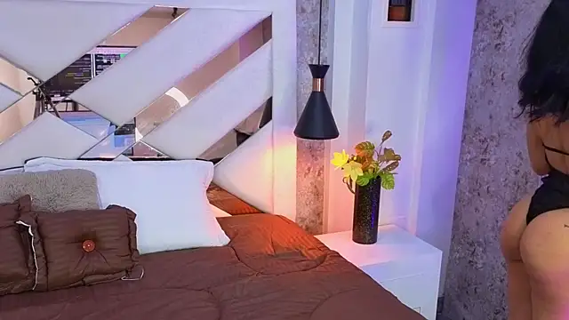 Saara evans  online show from September 23, 8:12 pm