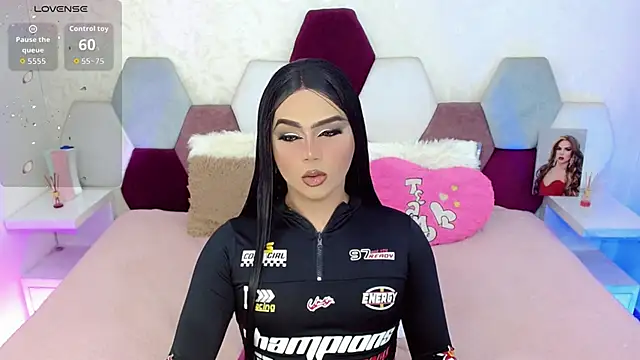 kushina uzumaki75 online show from December 4, 4:11 am