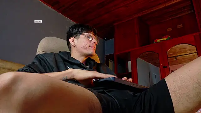 david huge online show from January 8, 2:47 am