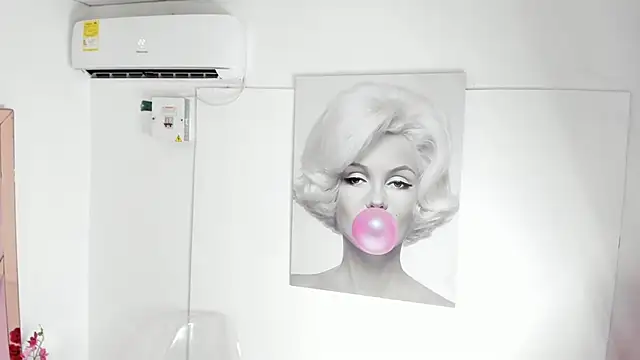 Snapshot of Akiraht chatting on October 26, 6:58 pm Akiraht online show from October 26, 6:58 pm