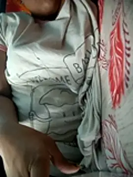 Snapshot of Arshii chatting on December 4, 9:56 pm Arshii online show from December 4, 9:56 pm