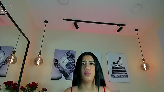 Samantha hotly online show from February 15, 4:25 pm