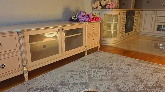 EadlinGillim online show from October 21, 3:07 am